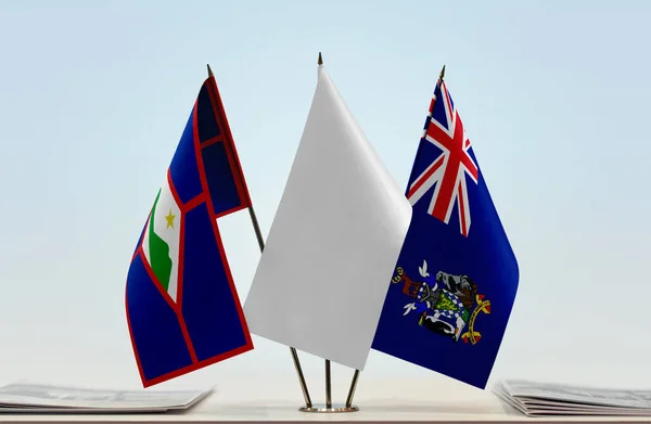 圣尤斯特歇斯岛的国旗上架着纸 — 图库照片