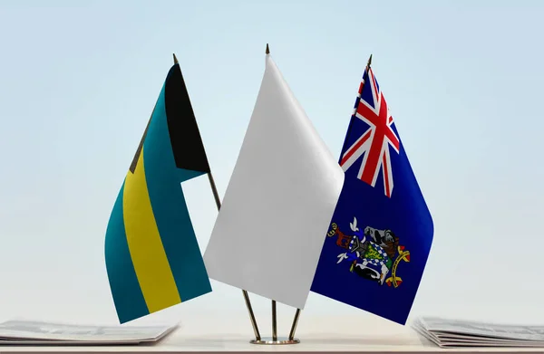Bahamas Georgia Del Sur Sandwich Banderas Blancas Stand Con Papeles — Foto de Stock