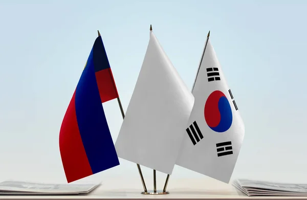 한국과 리히텐슈타인 종이를 — 스톡 사진