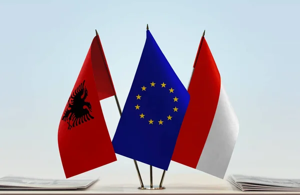 Албанія Індонезія Прапори Стенді Паперами Ліцензійні Стокові Фото