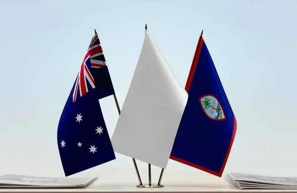 Australia Banderas Guam Stand Con Papeles —  Fotos de Stock