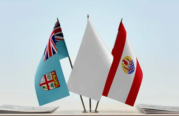 Fiji Polinesia Francesa Banderas Blancas Stand Con Papeles — Foto de Stock