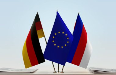 Almanya Lusatia ve eu bayrağı kağıtları hazırladı