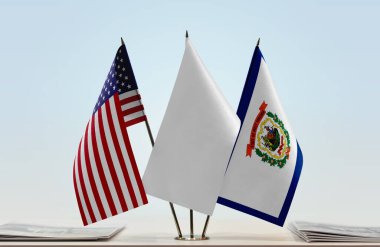 ABD, Batı Virginia ve beyaz bayraklar kağıtlarla ayakta