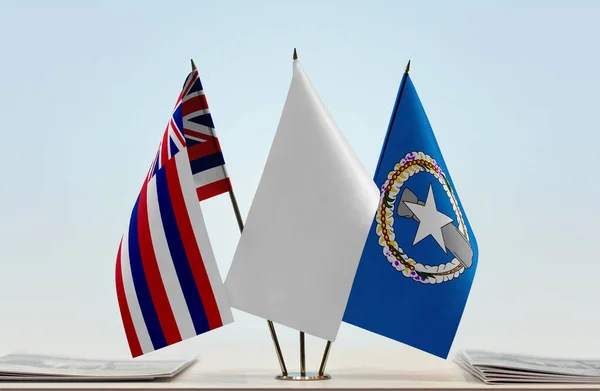 Hawaii Nmi Banderas Blancas Stand Con Papeles — Foto de Stock