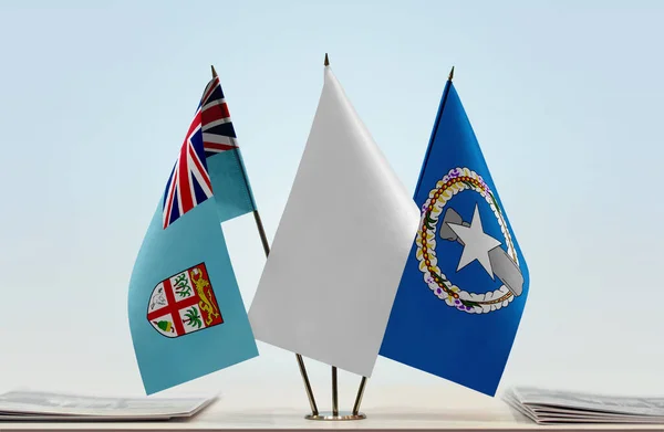 Fiji Nmi Banderas Blancas Stand Con Papeles — Foto de Stock