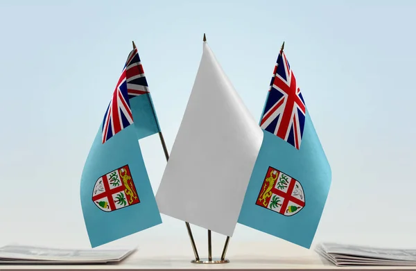 Banderas Fiji Stand Con Papeles — Foto de Stock