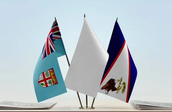 Fiji Samoa Americana Banderas Blancas Stand Con Papeles — Foto de Stock