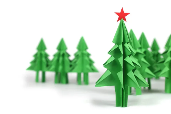 Рождественские Елки Зеленой Бумаги Ремесла Изолированы Белом Фоне — стоковое фото