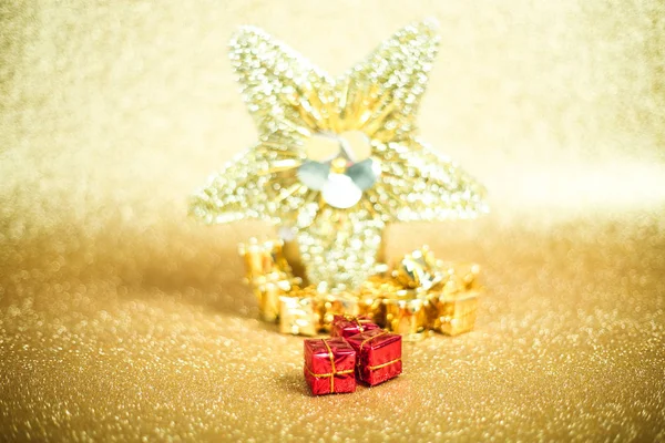 Natal Ano Novo Brinquedo Decoração Estrela Vibrante Dourado Brilho Fundo — Fotografia de Stock