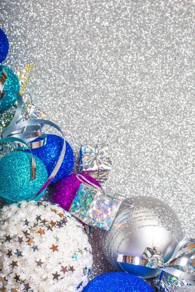 Décoration Noël Boules Paillettes Colorées Sur Fond Paillettes Argentées Avec — Photo