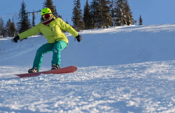 Yamaç Snowboarder — Stok fotoğraf