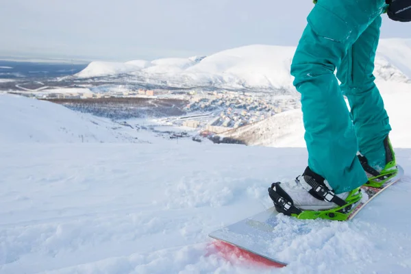 Kirovsk Rusia Snowboarder Pista Las Altas Montañas Pista Esquí Vista — Foto de Stock