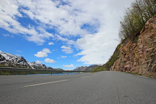 Pittoreska Norge road — Stockfoto