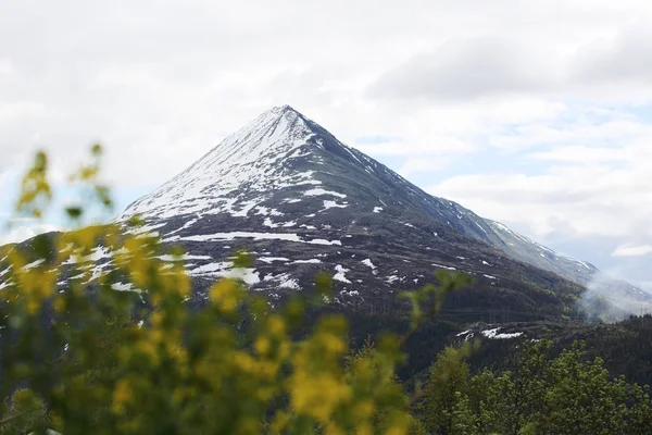 Berg Gaustatoppen en Rjukan — Stockfoto