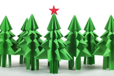 Origami Noel ağaçları