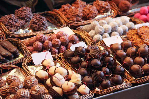 Söt Choklad Godis Marknad Konfektyr Boqueria Marknadsplats Barcelona Spanien Blandad — Stockfoto