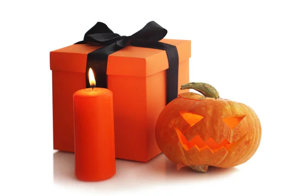 Vela Calabaza Halloween Regalo Aislado Sobre Fondo Blanco — Foto de Stock