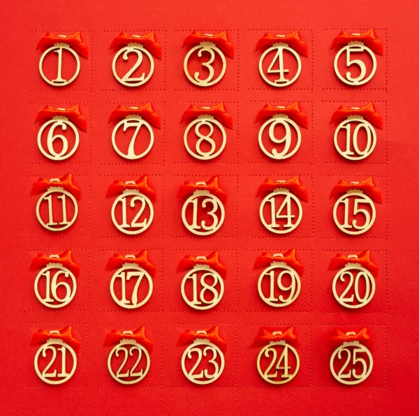 Fond Abstrait Calendrier Avent Noël Rouge Avec Fenêtres Perforantes Papier — Photo