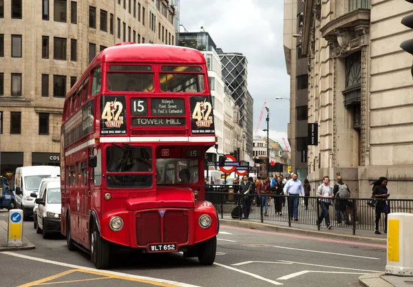 Londres Reino Unido Maio 2017 Ônibus Dois Andares Vintage Vermelho — Fotografia de Stock