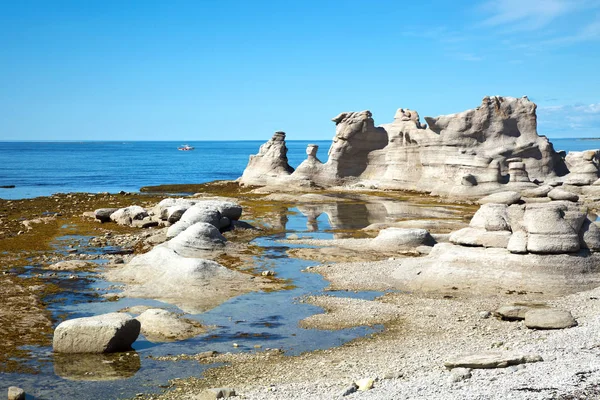 Chateau Grande Ile Mingan Archipelago National Park Reserve Quebec Canada — Stock Photo, Image