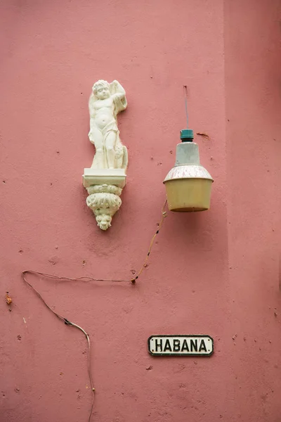 Habana Street Angel Statue Lamp Post Pink Wall Havana Cuba — Stock Photo, Image