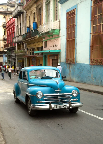 Havana Kuba Prosinec 2018 Klasické Americké Starožitské Auto Tyrkysové Koloniální — Stock fotografie