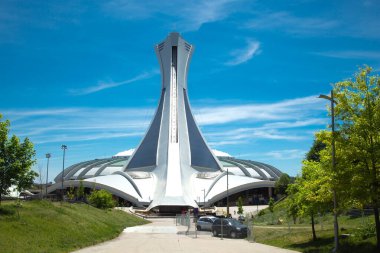 Olimpiyat Stadyumu, Kanada 'nın Montreal şehrinde bulunan çok amaçlı bir stadyumdur. 1976 Yaz Olimpiyatları 'nın ana mekanı olarak 1970' lerin ortasında inşa edildi.