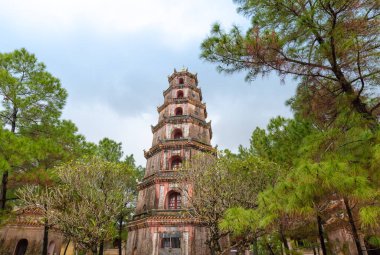 Thien mu pagoda içinde hue, vietnam