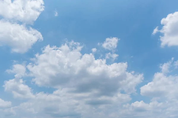 Klaren Blauen Himmel Hintergrund Wolken Mit Hintergrund — Stockfoto