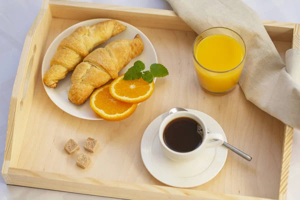 Breakfast Bed Coffee Croissants Juice — Stock Photo, Image
