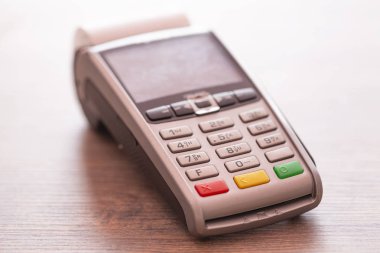 Kredi kartı yla ödeme, ürün satın alma ve satma ve hizmet yakın çekim 