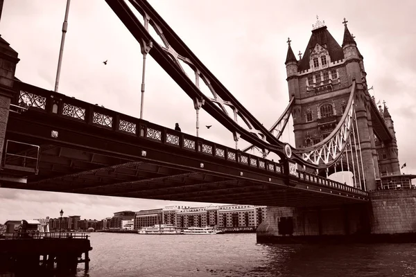 Tower Bridge Uno Los Monumentos Más Notables Londres — Foto de Stock