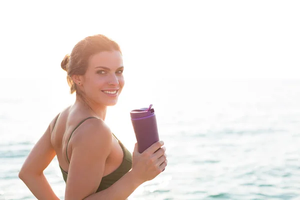 Young Woman Working Out Beach Summer — Stock Photo, Image