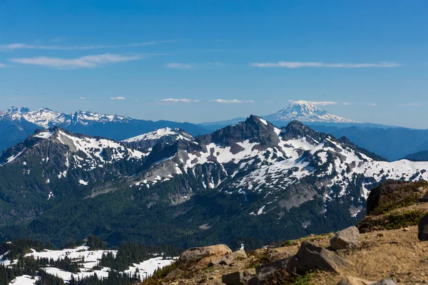 Hermoso Panorama Cordillera Cascada Con Volcanes Como Desde Monte Rainier — Foto de Stock