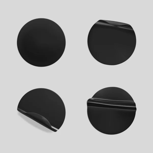 ブラックの丸みを帯びたしわステッカーモックアップを設定します。接着剤グレーの背景に接着剤、しわ効果のある明確な黒い紙やプラスチック製のステッカーラベル。テンプレートラベルまたは価格タグ。3Dリアルなベクトル — ストックベクタ