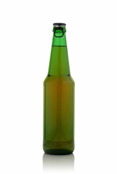 Γυάλινο πράσινο μπουκάλι μπύρα — Φωτογραφία Αρχείου