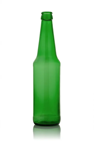 Groene leeg bierflesje — Stockfoto
