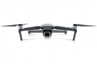 Beyaz arka planda izole edilmiş drone fotoğrafı