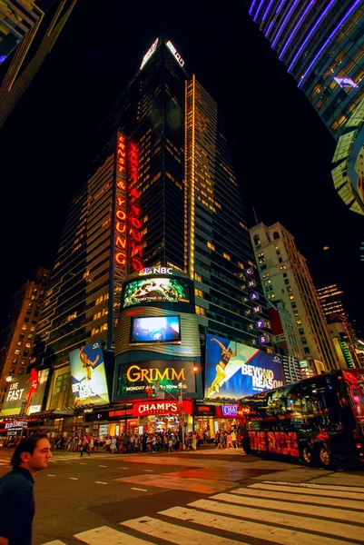 New York City Usa Sierpnia 2012 Times Square Noc Tłumy — Zdjęcie stockowe