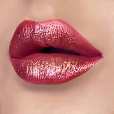 Güzel makyaj glamour mercan kırmızı parlak dudak, sağlık ve güzellik kavramı kozmetik ve kadın iş moda bağlı olarak çekici bir güzel kadın yüzünde ruj