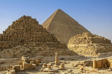 Giza kompleksi firavunu Kefren Piramidi. Cairo, Mısır