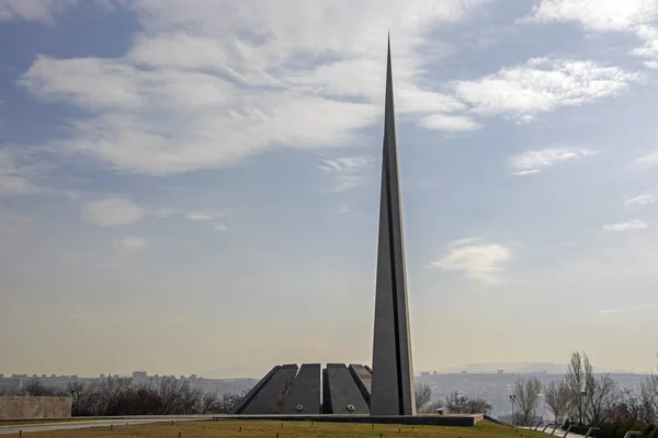 Τσιτσερνακαμπέρντ Μνημείο Μνημείο Της Γενοκτονίας Των Αρμενίων Στο Ερεβάν Της — Φωτογραφία Αρχείου