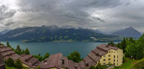 Grosses Panorama Des Thunersees Und Der Schweizer Alpen Von Beatenberg — Stockfoto