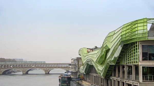 Париж Франція Листопада 2018 Зелений Фасад Процитувати Режимі Design Місто — стокове фото