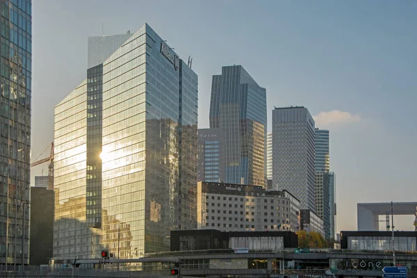 Paris Frankreich November 2018 Stadtbild Mit Wolkenkratzern Der Verteidigung Licht — Stockfoto