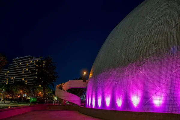 Hong Kong China Fevereiro 2014 Pink Illuminated Egg Shape Dome — Fotografia de Stock