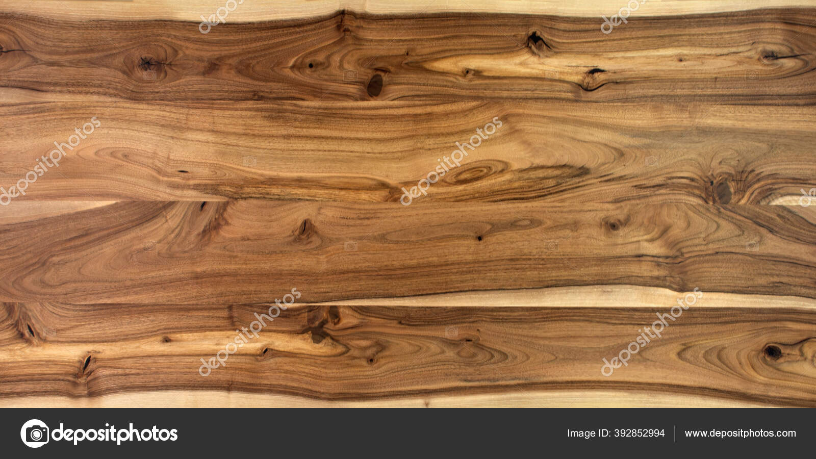 Tavolo Legno Noce Naturale Sfondo Ricco Venature Del Legno Con — Foto stock  di © artavet #392852994, image size:1600x900