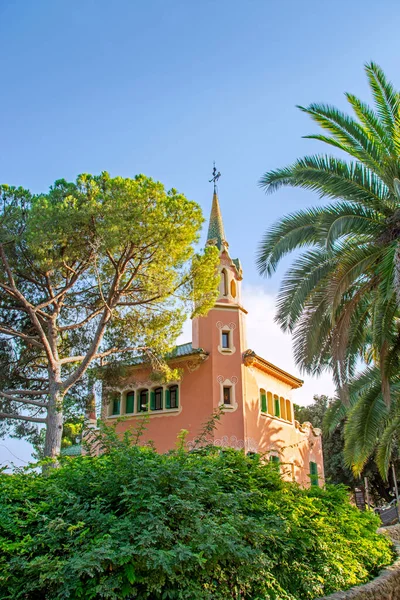 Spanya Guell Park Taki Güzel Gaudi Müzesi Gün Batımında Aydınlandı — Stok fotoğraf