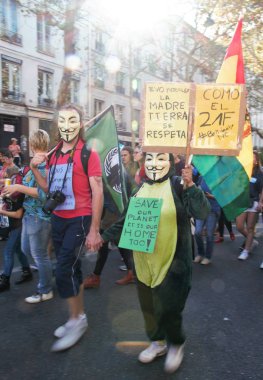 İklim - İklim için için yürüyüş. Ekolojik gösteri. Paris Fransa Cumartesi, 08 Eylül 2018.